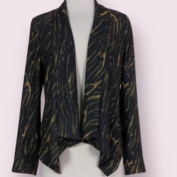Haute Hippie Jackets & Blazers - HAUTE Hippie Womens Animal Print Open Front Lined Asymmetrical Blazer Size 8